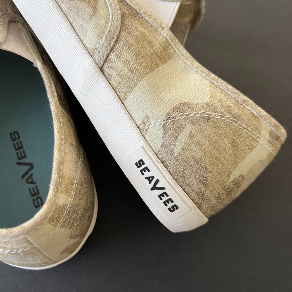 SEAVEES Women's "Baja" Slip-On Sneakers NWOT Size 9.5 - Picture 5 of 7